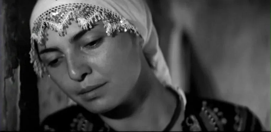 Правят паметник на Катя Паскалева в Перник