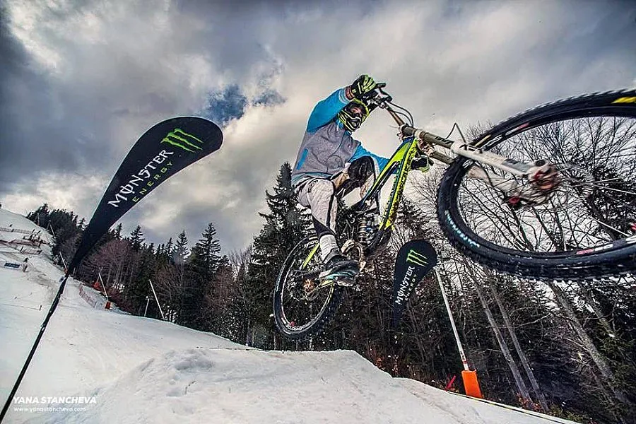 Адреналин и емоции на Зимния Байк Дуел