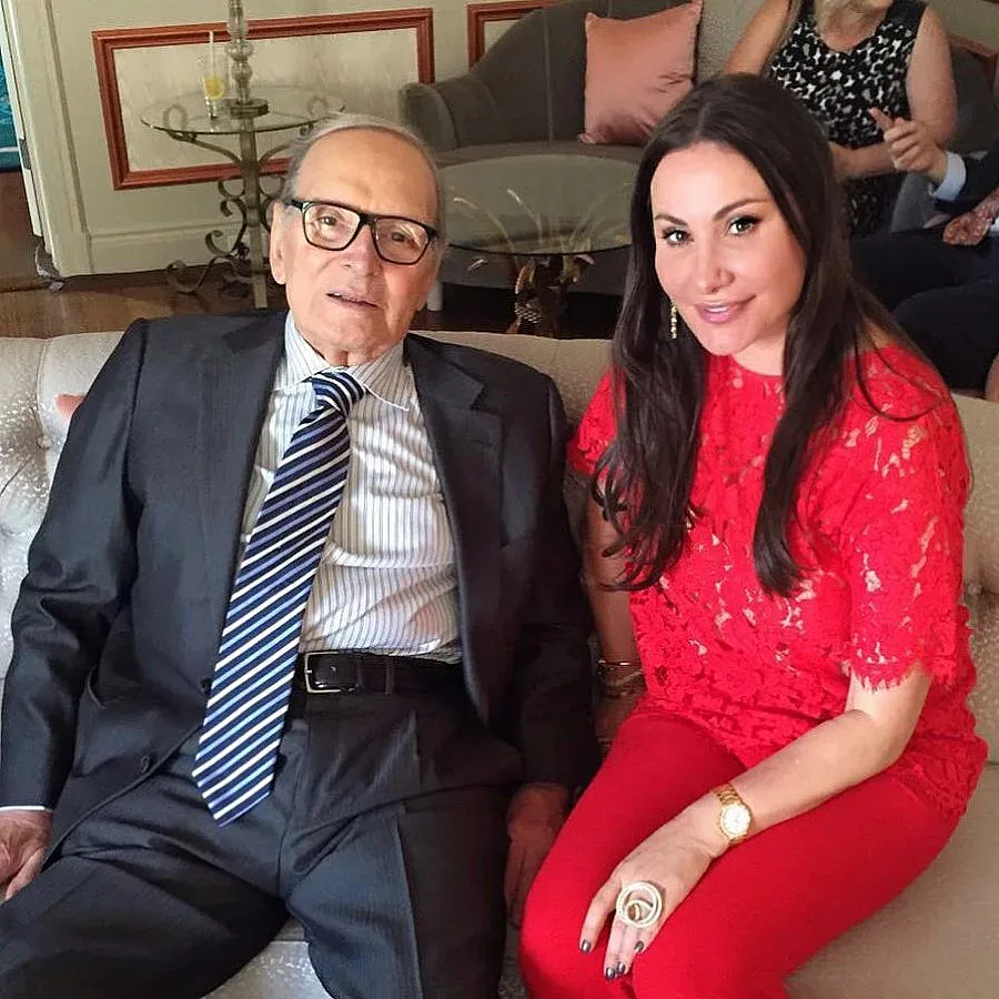 Дарина се вреди до Енио Мориконе