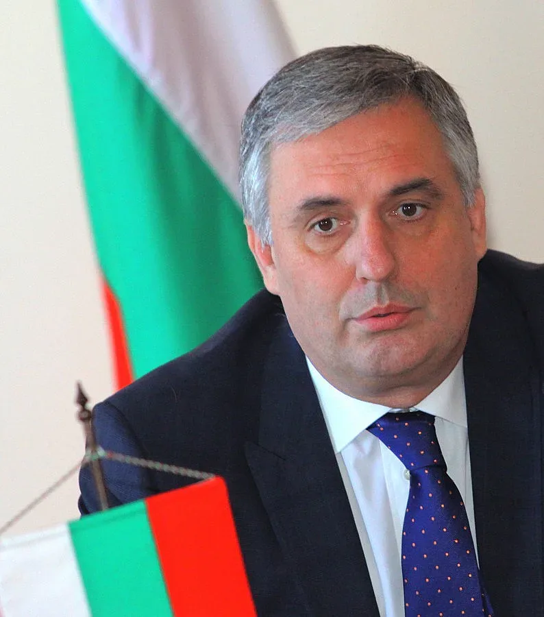 Великобритания наказва работещите хора