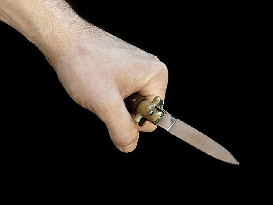 Индиец изби цялото си 14-членно семейство