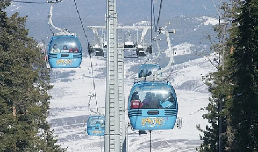 Петима министри на среща за Банско