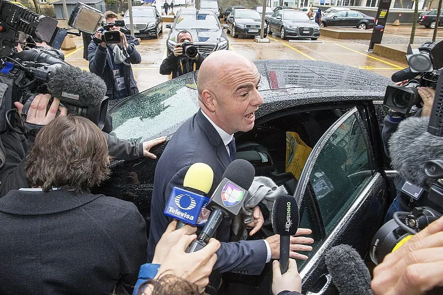 Превръщат ФИФА в женско царство