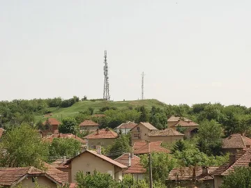 Деца подпалиха училищен автобус