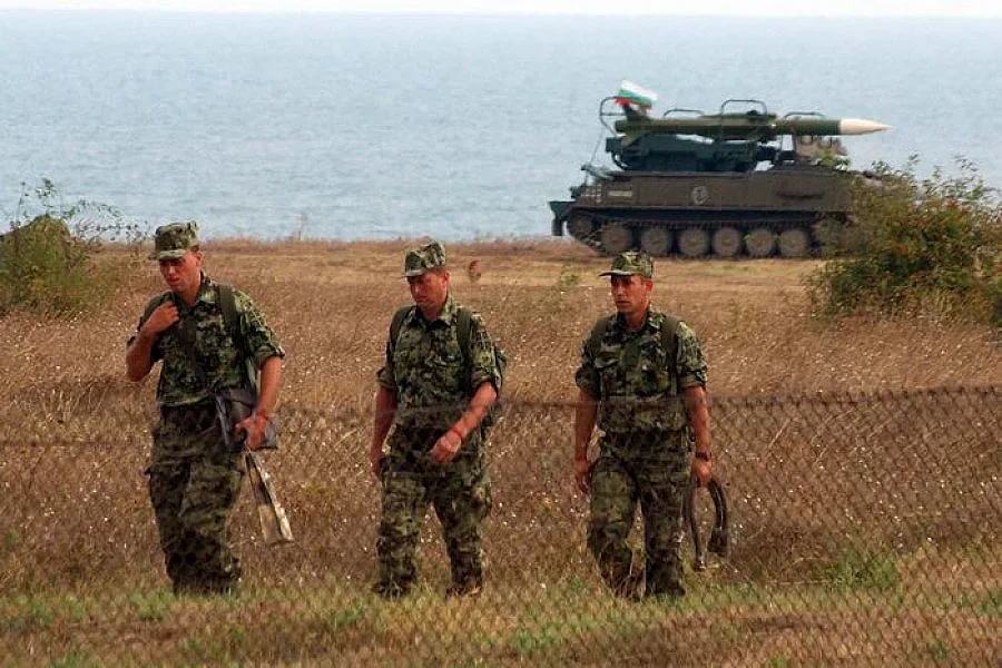 Армията ще охранява границата