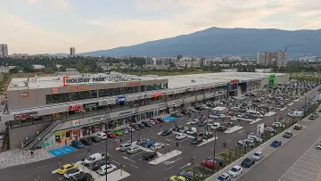 Ново място за пазаруване отвори врати в София