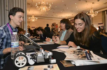 Тест ни избира висше в чужбина