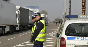 Спешна среща заради новата криза на границата