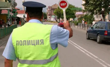 Взимат книжката за неплатен акт