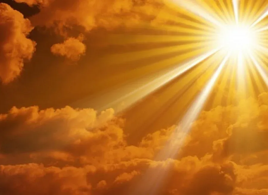 Февруарското лято продължава