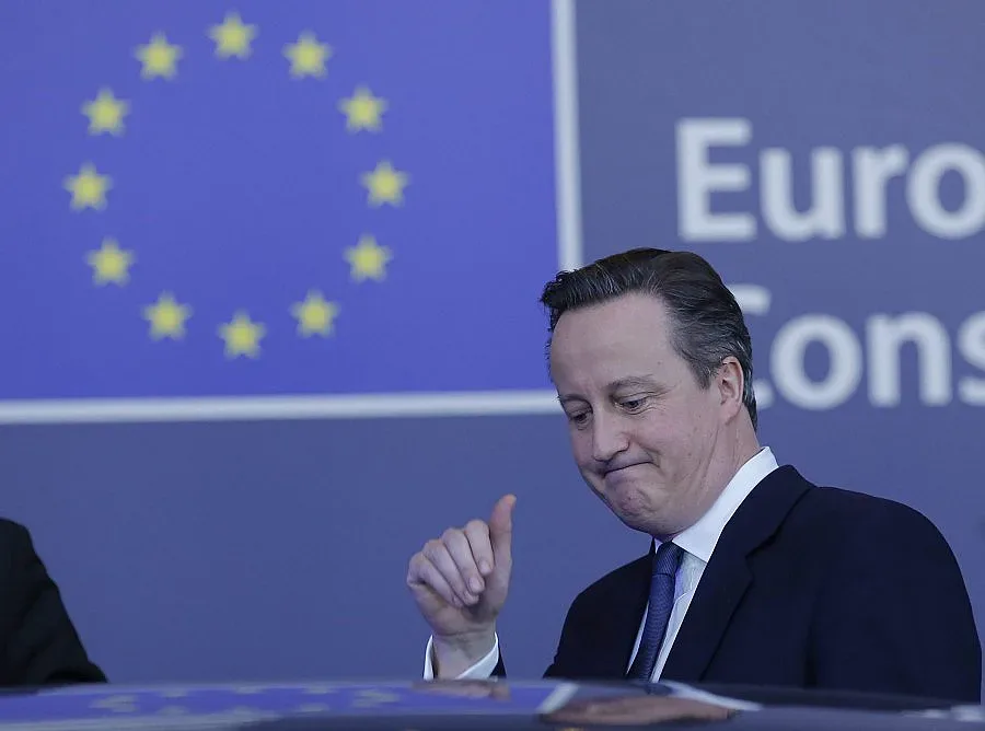 Британската лира с дъно от 7 г. заради Brexit