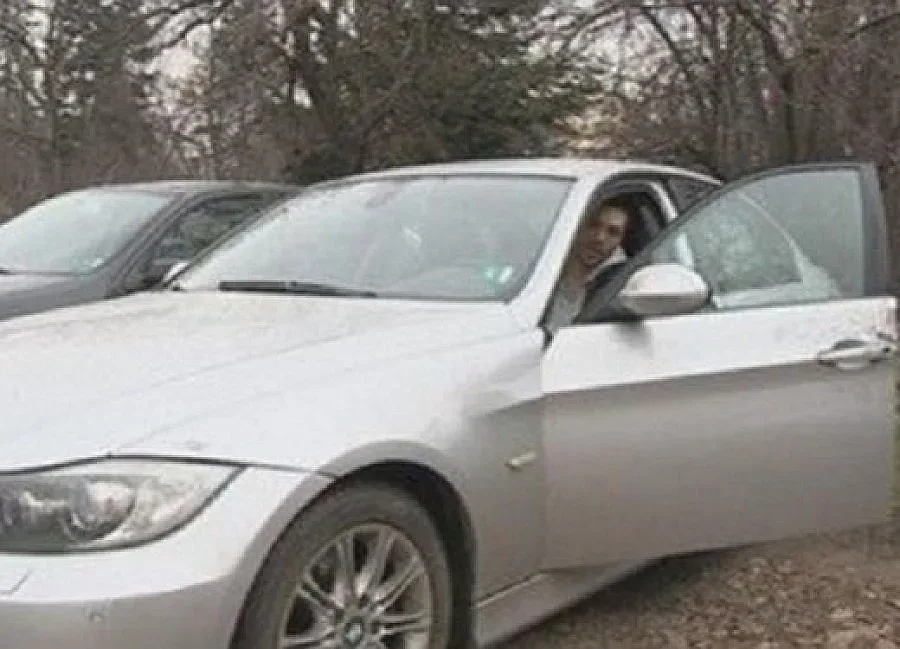 Баскетболист гони апаши, патрулка ги залавя