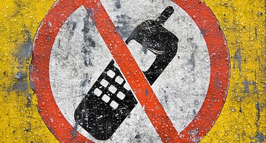 Забраниха джиесема на индийските моми