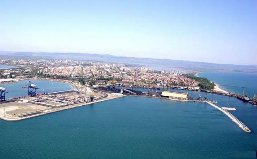 Товарна железница тръгва от Китай за Бургас