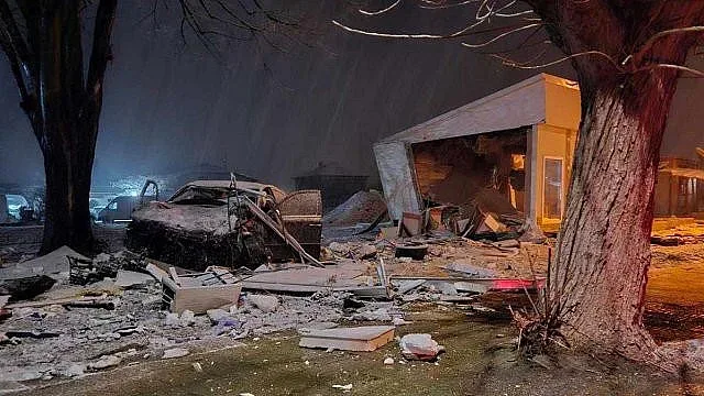 Заек зад волана се вряза в баничарница