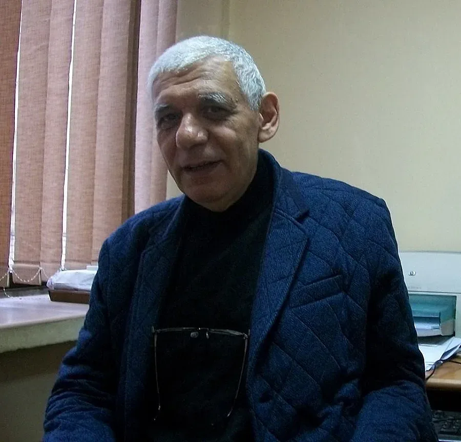 Абсурд е Местан да направи либерална партия с имами