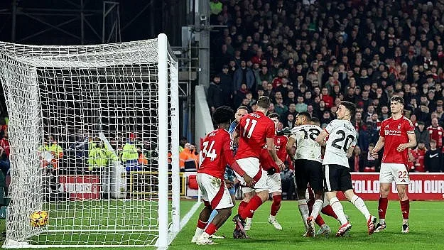 Голямото дерби на Острова не излъчи победител. Ливърпул спъна Нотингам Форест