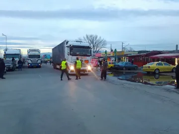 Пълната блокада на гръцката граница продължава 