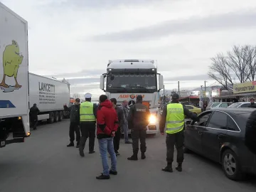 Шофьори: Забравете Бяло море (ОБЗОР)