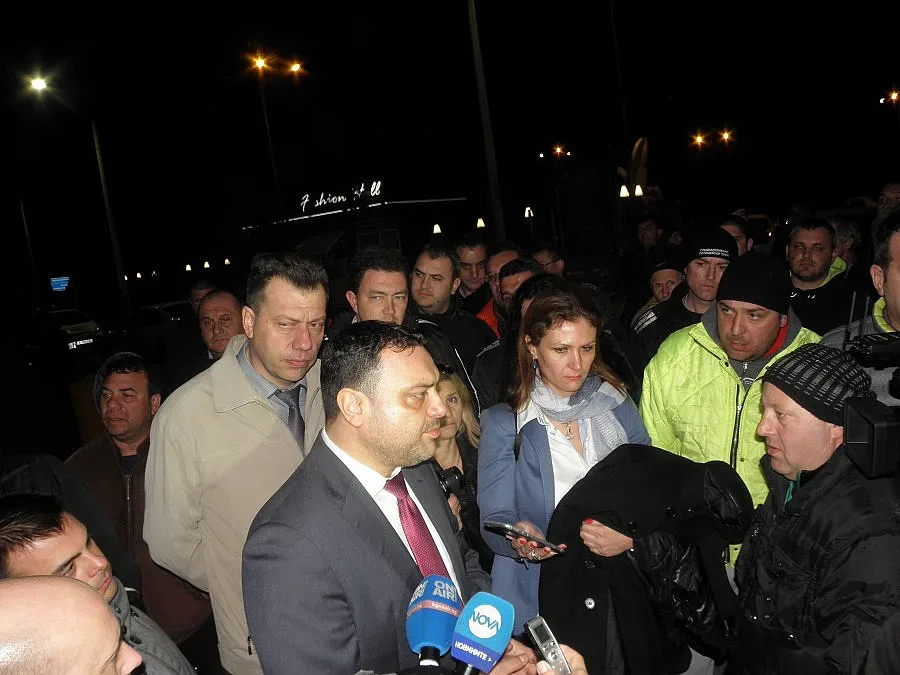 Московски първо говори с родните превозвачи на Кулата