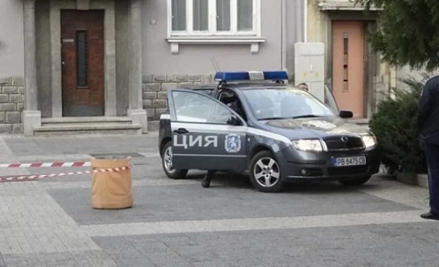 Бързо производство за мъжа, разбил джипа на Тотев