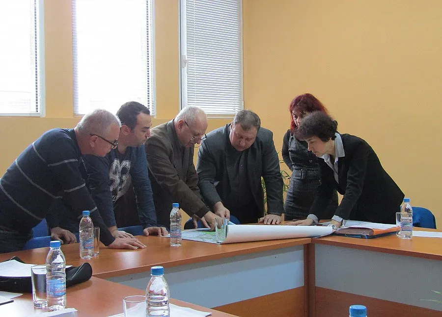 Взимат мерки за предотвратяване разлив на река Батова