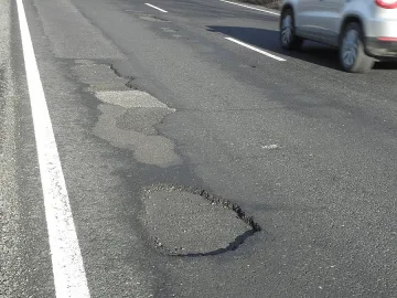 Стартира обещан ремонт на пътя към Петрич