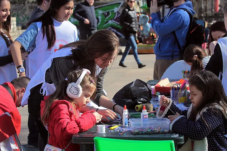 Лято в средата на февруари 