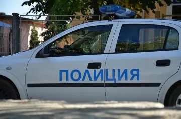 Продавачка изплаши с парцал въоръжен бандит