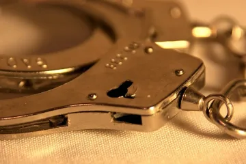 Задържаха за 72 часа мъж за опит за убийство