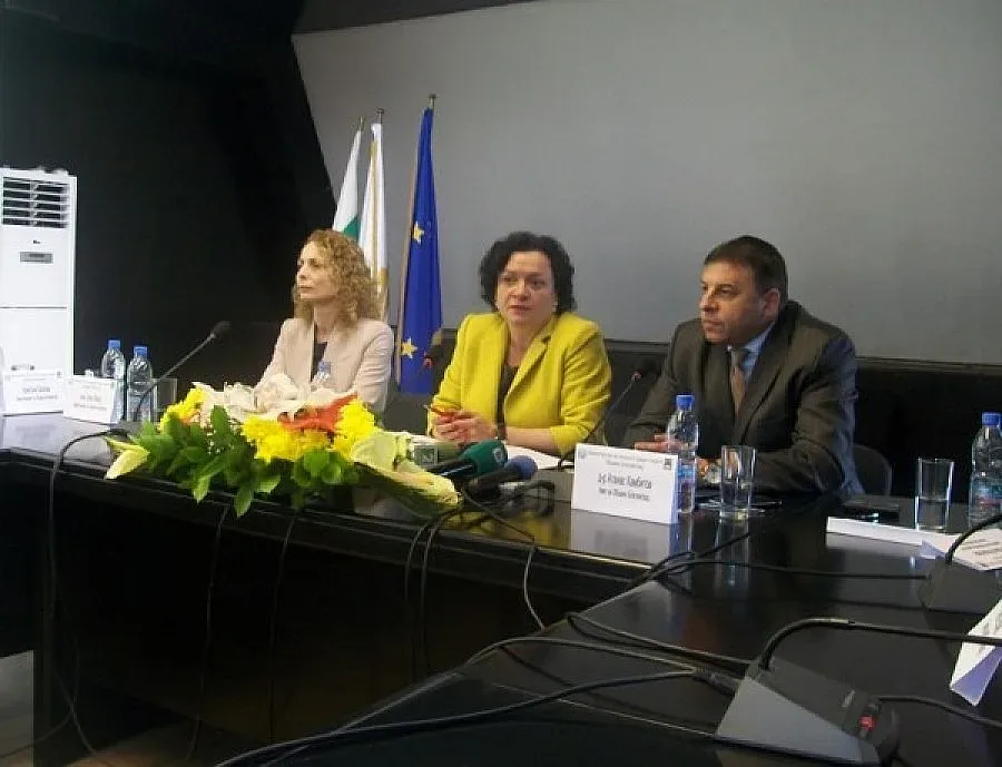 Кметове чистят ударно реки, за да няма глоби