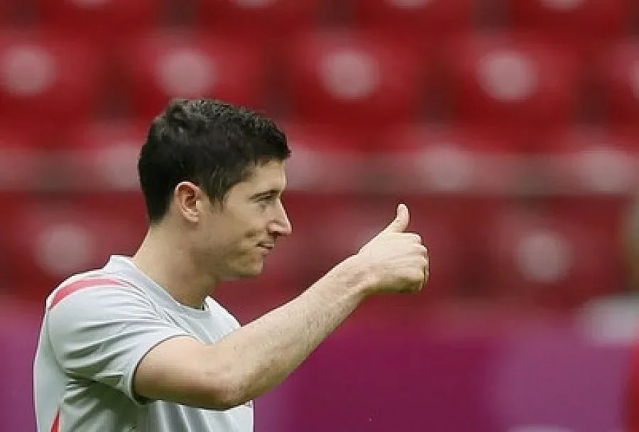 Спипаха Лева да си прави фотосесия на улицата