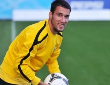 Попето раздава топки на Свети Валентин