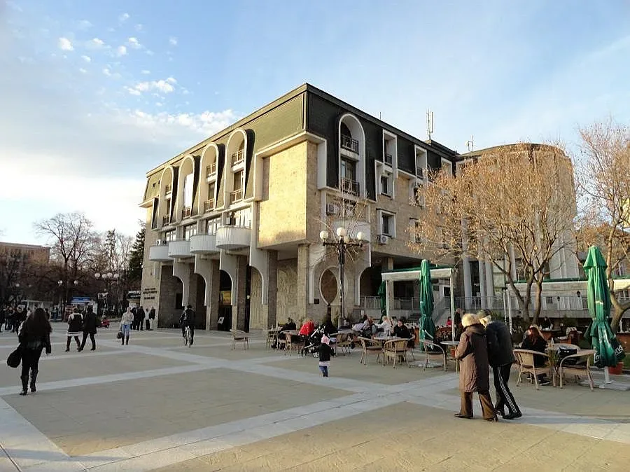 Съветници от БСП бранят театъра в Благоевград