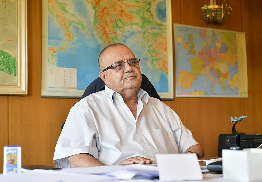 Б. Димитров: Днес аз съм Доган. Днес аз съм Пеевски