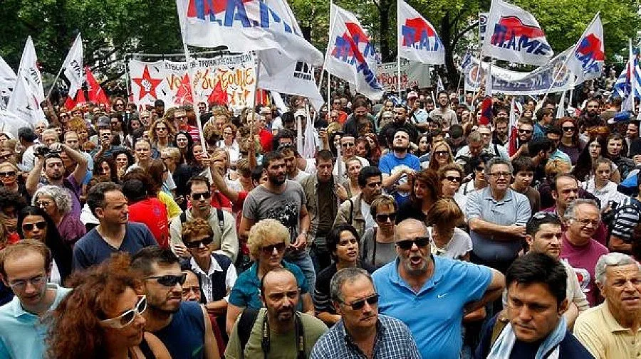 В Атина заговориха за гражданска война