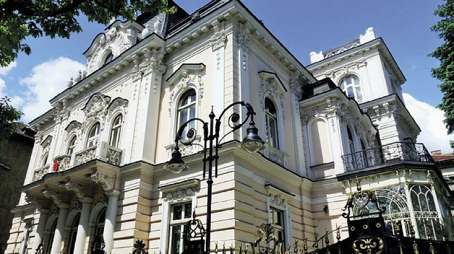 Турското посолство: Нямаме официална позиция за Доган и Пеевски