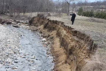 Падина търси пари за възстановяване на речни прагове