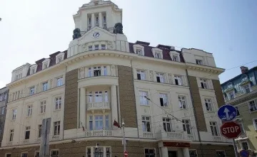 Попова: Децата ми нямат милиони