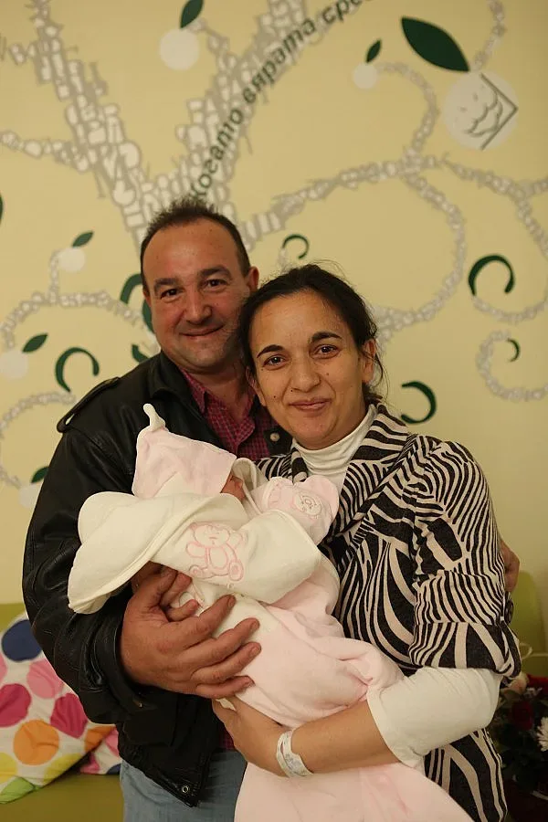 Мария сбъдва мечтата за дете от 6-тия опит