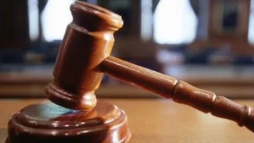 Глобиха мъж, пуснал две бюлетини на изборите