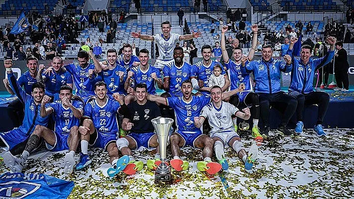 Грандиозен успех за волейболистите на Левски