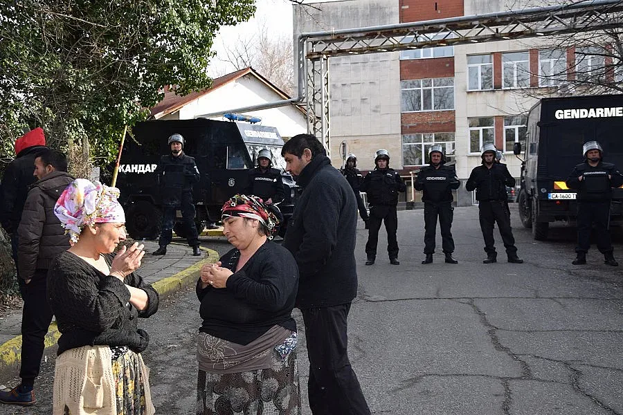 Стрелба на месо по обирджии (ОБЗОР)