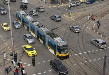 Катастрофа затрудни движението на площад „Македония”