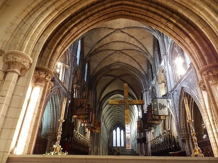 Св. Патрик донася кръста на "Зеления остров"