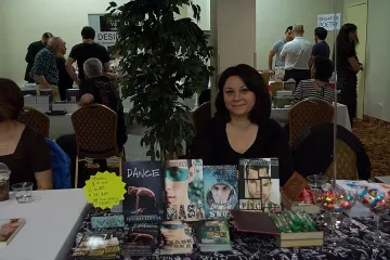 Българка живее от писане в Лондон