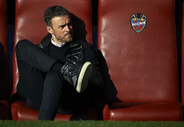 "Барса" мина на ходом през "Леванте"