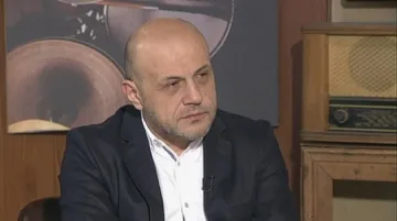 Дончев: Само ГЕРБ ще спечели от предсрочен вот