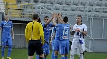 "Левски" с нова победа от контрола