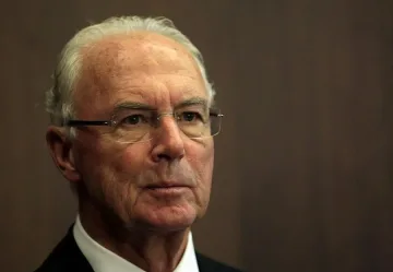 Германският футболен съюз съди Бекенбауер и ФИФА